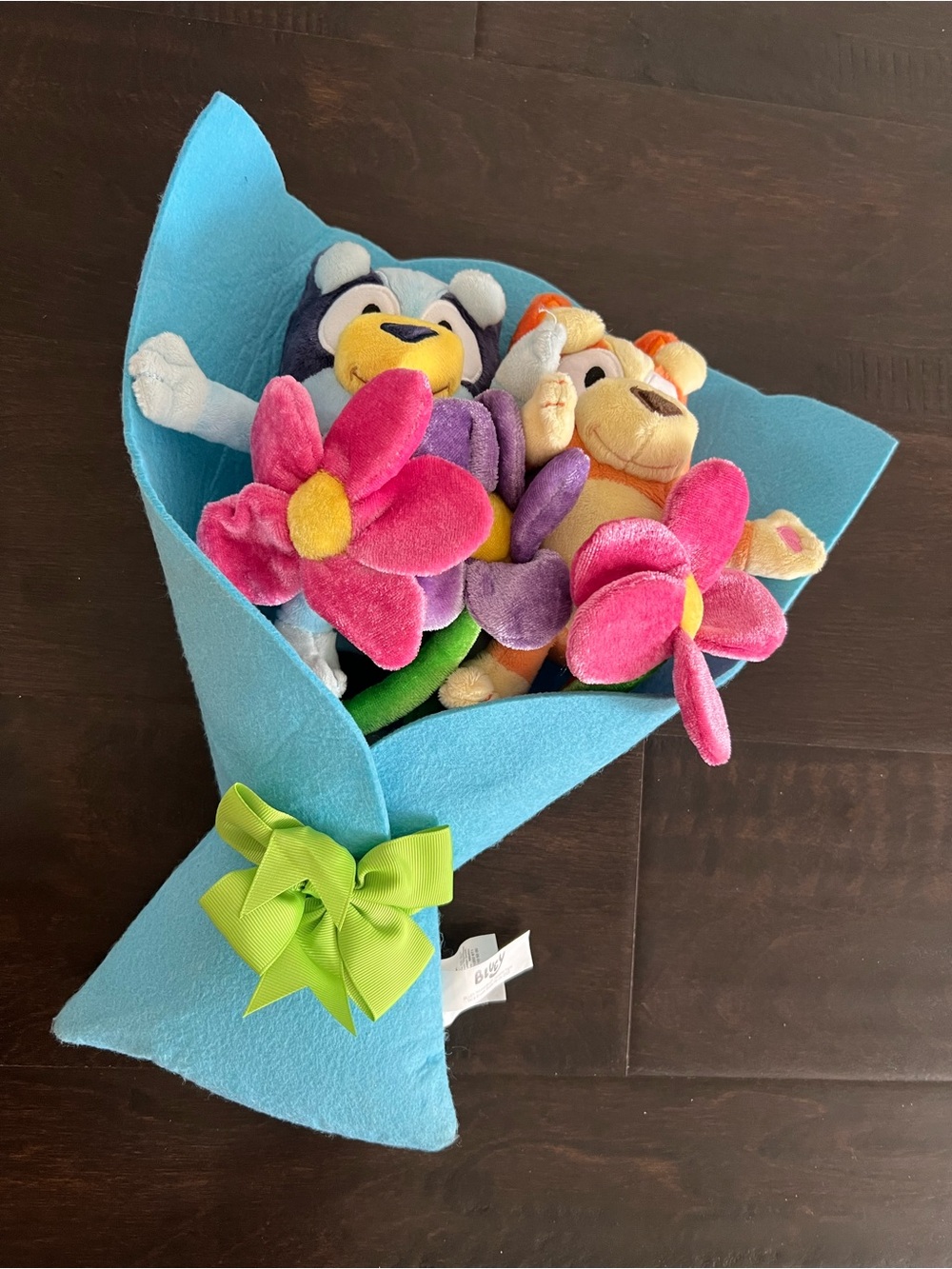 Bluey flower bouquet